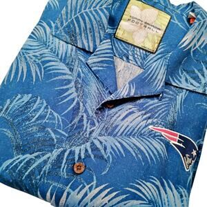 Tommy Bahama Football NE Patriots Hawaiian Silk S/S Button Down Shirt MED